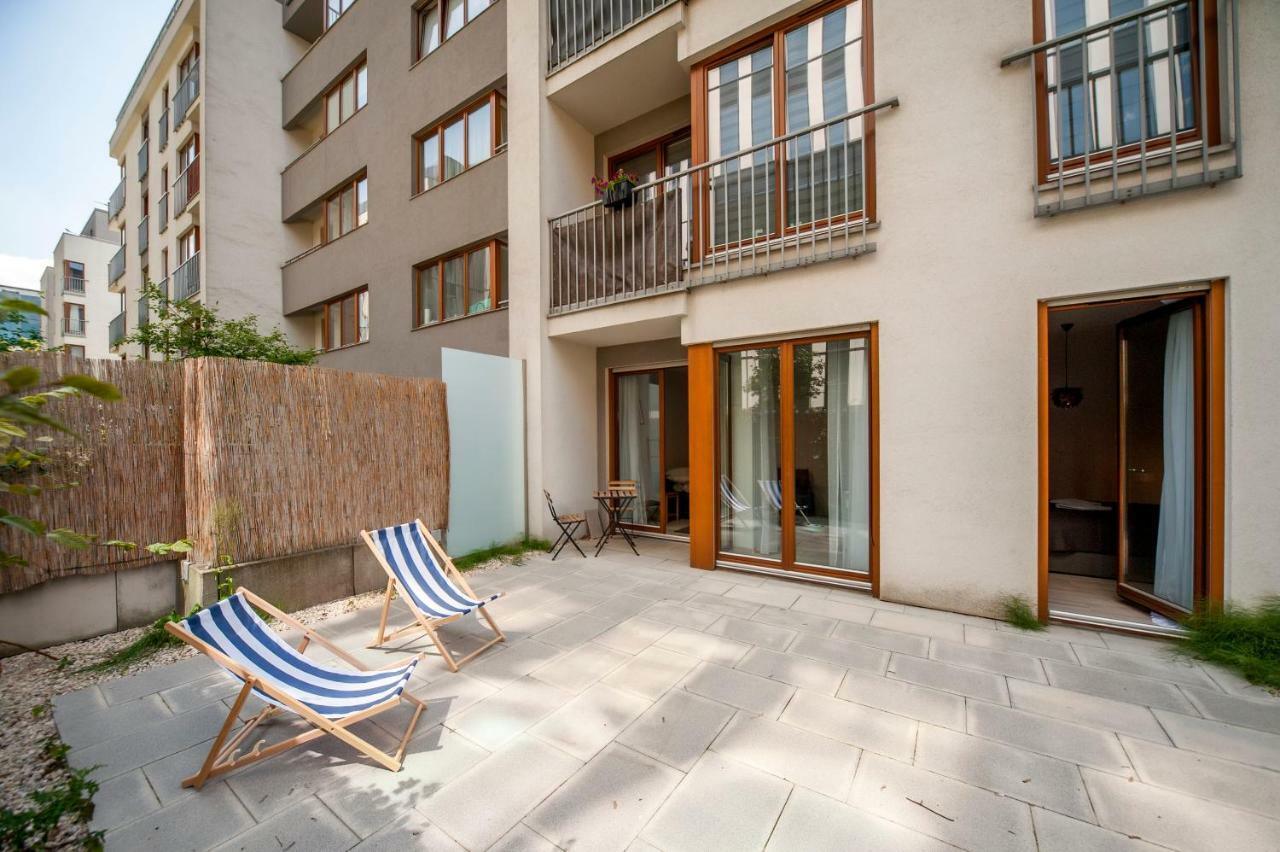 Very Berry - Maratonska 3 - Business Apartment, Garden, Check In 24H Poznaň Exteriér fotografie